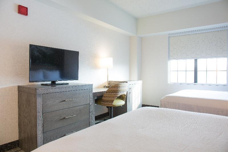 Holiday Inn Lafayette-City Centre By Ihg Exteriör bild